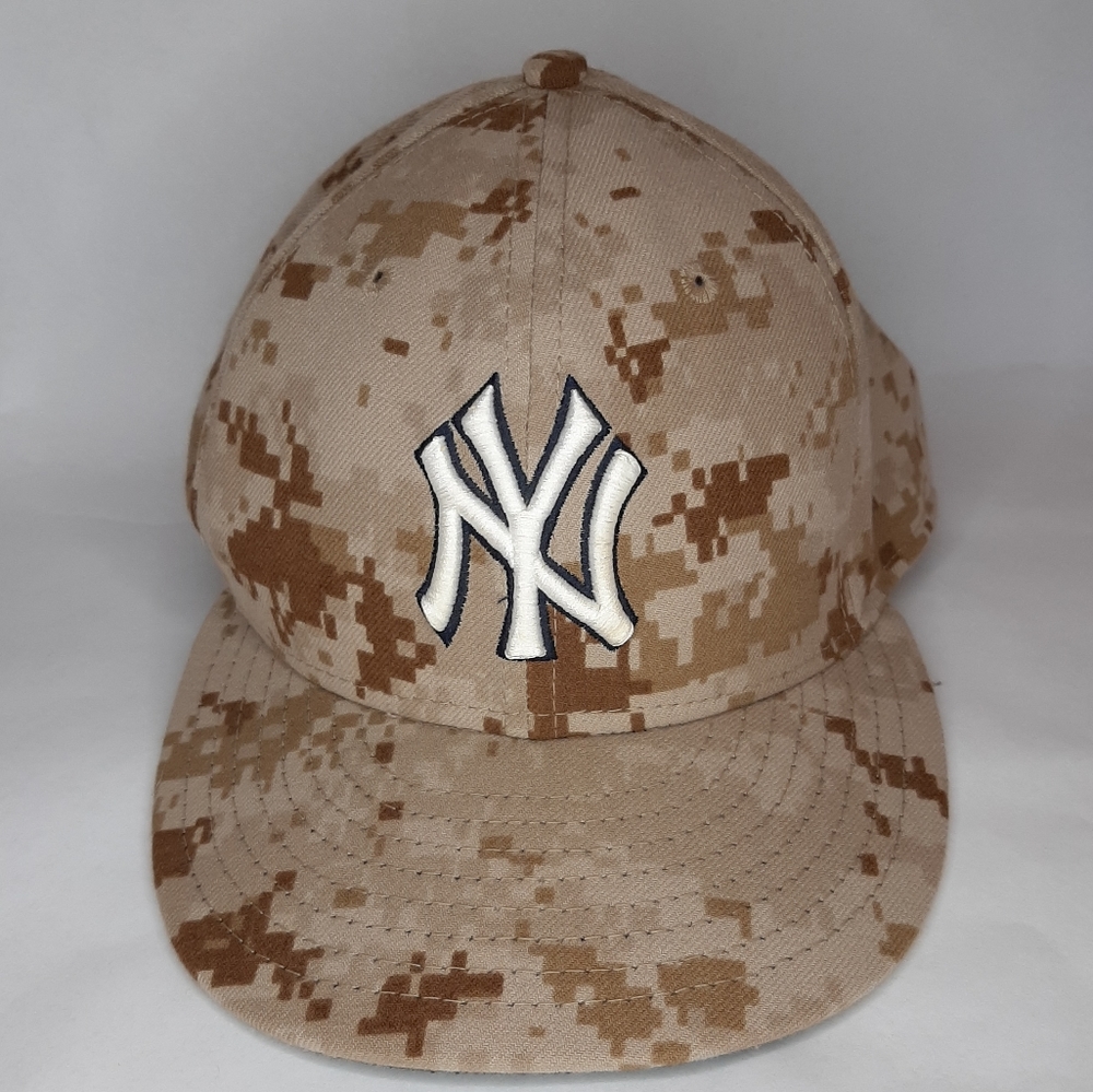 NY Yankees Desert Digital Camo Fitted Hat 7 1/8